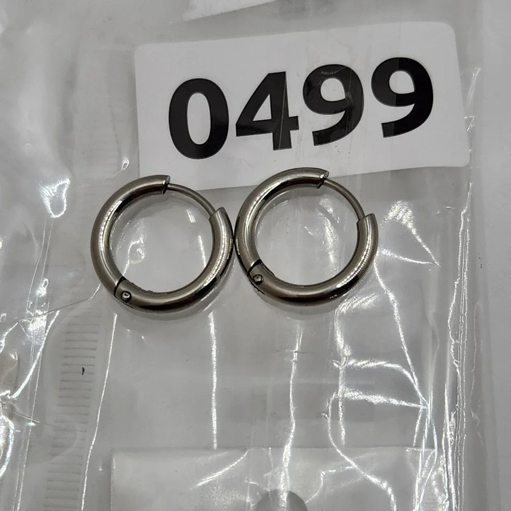 Dainty Hoop Earrings Silver Hypoallergenic Hinged Click Closure 15mm Minimalist